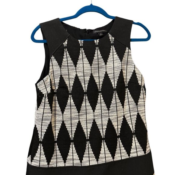 Banana Republic Diamond Jacquard Drop-Waist Dress | Size 8 - Picture 3 of 4